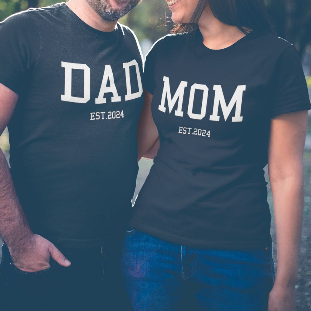 Mom & Dad Personalized - T-Shirt