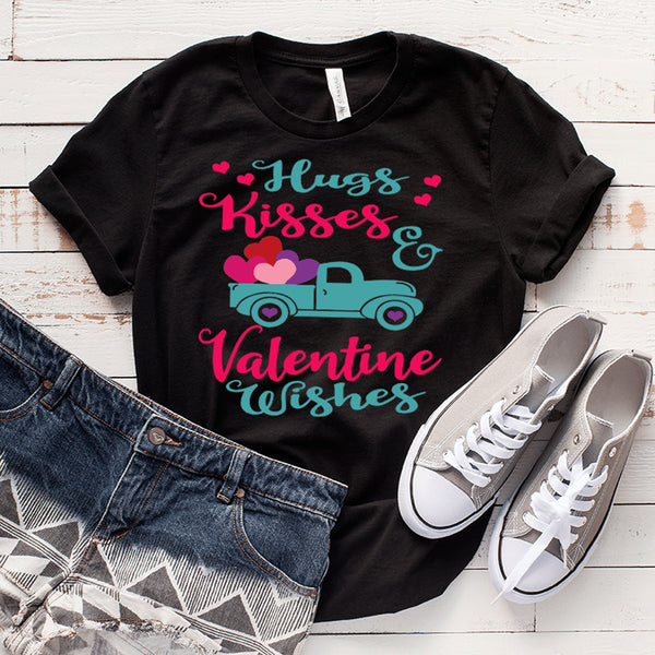 "HUGS KISSES & VALENTINE  WISHES.", T-Shirt.